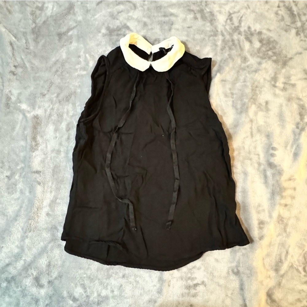 Zara Black Tops with White Collar

#1259